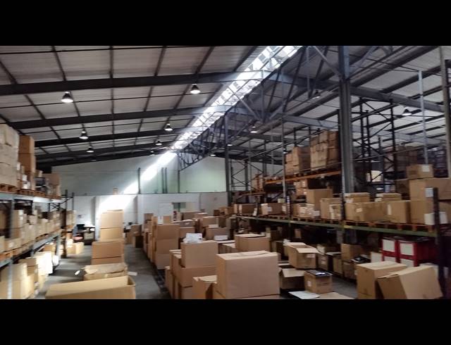2,100M² WAREHOUSE RENTED IN CAPRICORN